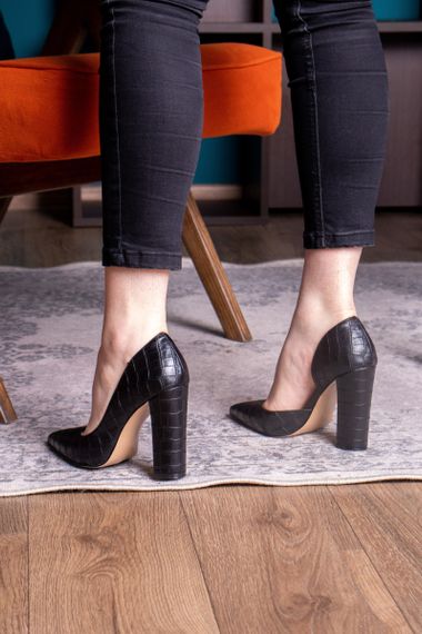 Туфли женские Fashion Soy 2464 37 размер 24 см Черный | Зображення 4