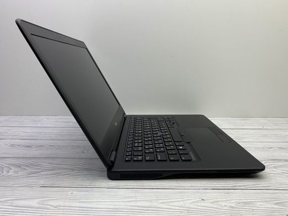 Ультрабук Dell Latitude E7450 / 14" (1920x1080) IPS / Intel Core i7-5600U (2 (4) ядра по 2.6 - 3.2 GHz) / 8 GB DDR3 / 240 GB SSD / Intel HD Graphics 5500 / WebCam б/у | Зображення 4