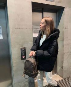 Тепла куртка жіноча дута з капюшоном на синтепоні розмір 42/48 колір чорний  pp007