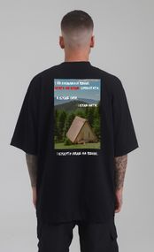 Футболка з мерчем