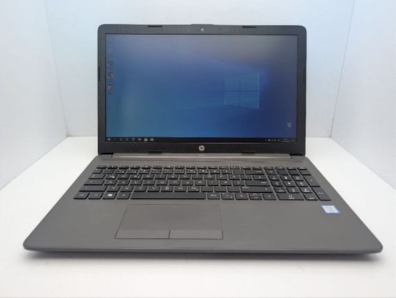 Ноутбук HP 250 G6 / 15.6" (1920x1080) TN / Intel Core i3-7020U (2 (4) ядра по 2.3 GHz) / 8 GB DDR4 / 128 GB SSD / Intel HD Graphics 620 / WebCam / DVD-ROM б/в | Зображення 1