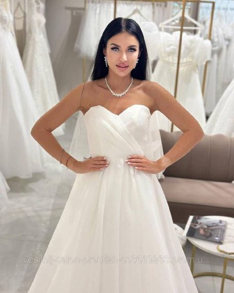 Весільна сукня з органзи, буфи, шлейф | Зображення 5