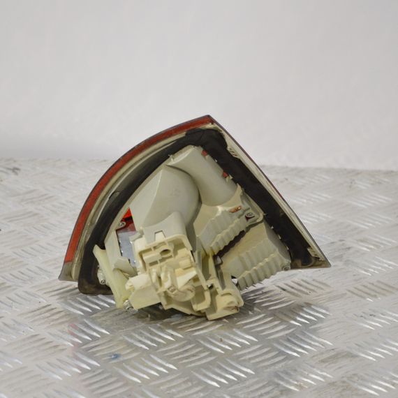 Ліхтар задній правий внутрішній BMW E91 2004-2012 Фара стоп кришки багажника БМВ е91 7160064 | Зображення 1