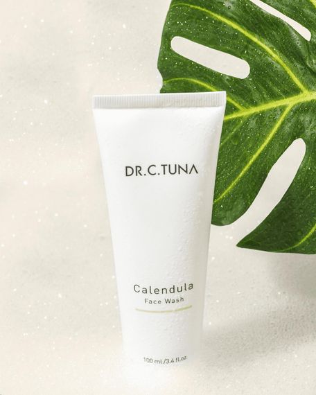 Очищаючий гель для обличчя з сухою та чутливою шкірою Farmasi Calendula 100 мл | Зображення 1