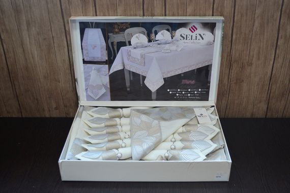 Лляна скатертина з ранером Selin Mine Set 160×220+12 серветок | Зображення 1