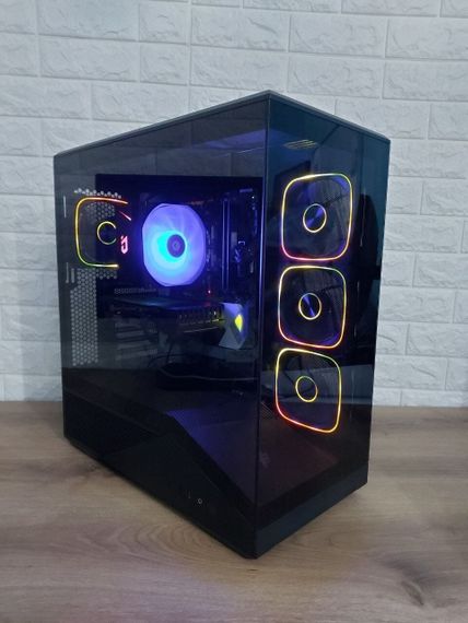 Ігровий ПК 1stPlayer GM7 Tower / Intel Core i5-8400 (6 ядер по 2.8 - 4.0 GHz) / 16 GB DDR4 / 512 GB SSD M.2 / nVidia GeForce GTX 1660 Super, 6 GB GDDR6, 192-bit / 500W / Windows 11 Pro б/в | Зображення 1