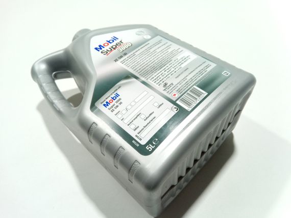 Олива моторна 5W-30 синтетична MOBIL Super 3000 XE 5 л. (150944) | Зображення 1