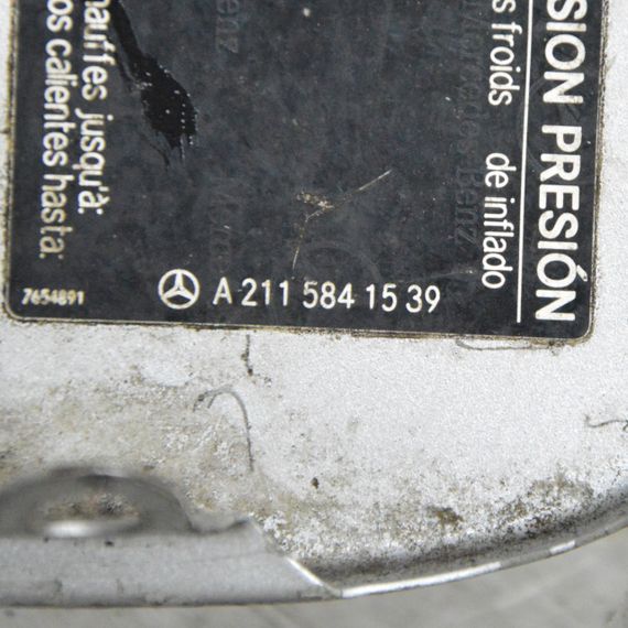 Лючок бензобака дизель Mercedes-Benz E-Class W211 2002-2009 Лючок паливного бака Мерседес в211 A2115841539 | Зображення 3
