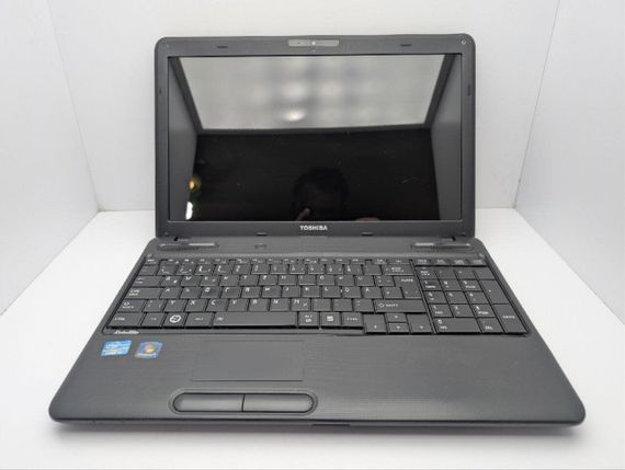 Ноутбук Toshiba Satellite C660 / 15.6" (1366x768) TN / Intel Core i5-2430M (2 (4) ядра по 2.4 - 3.0 GHz) / 8 GB DDR3 / 500 GB HDD / nVidia GeForce GT 520M, 1 GB GDDR3, 64-bit / WebCam / DVD-ROM б/в | Зображення 6