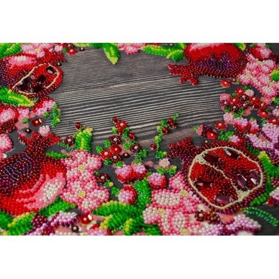 Набор для вышивания бисером «Красные гранаты» AB-890 на натуральном холсте | Зображення 2