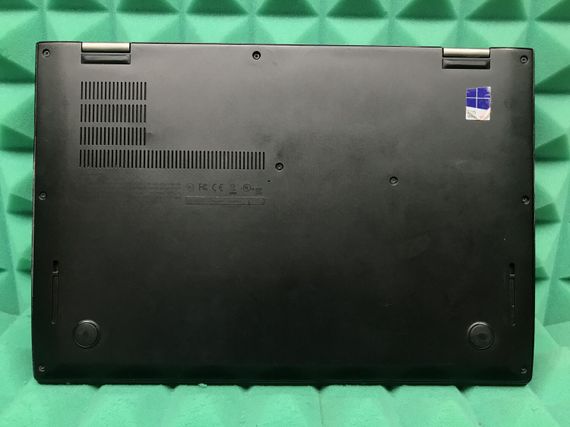 Ультрабук Б-класс Lenovo ThinkPad X1 Carbon (4th Gen) / 14" (1920x1080) IPS / Intel Core i5-6300U (2 (4) ядра по 2.4 - 3.0 GHz) / 8 GB DDR3 / 192 GB SSD M.2 / Intel HD Graphics 520 / WebCam / Fingerprint / miniDP / HDMI б/у | Зображення 8