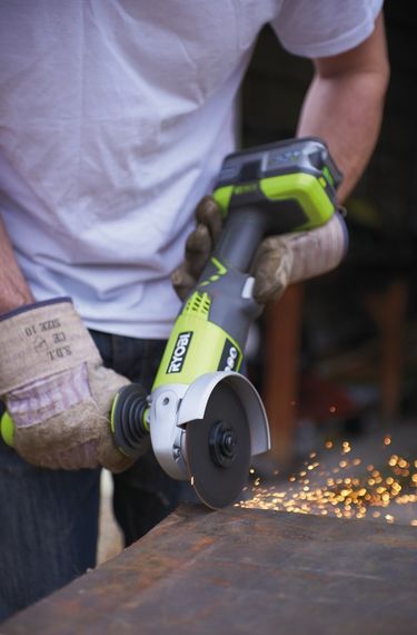 Шліфмашина кутова Ryobi ONE+ R18AG-0 акумуляторна 18 В без АКБ і ЗП | Зображення 1