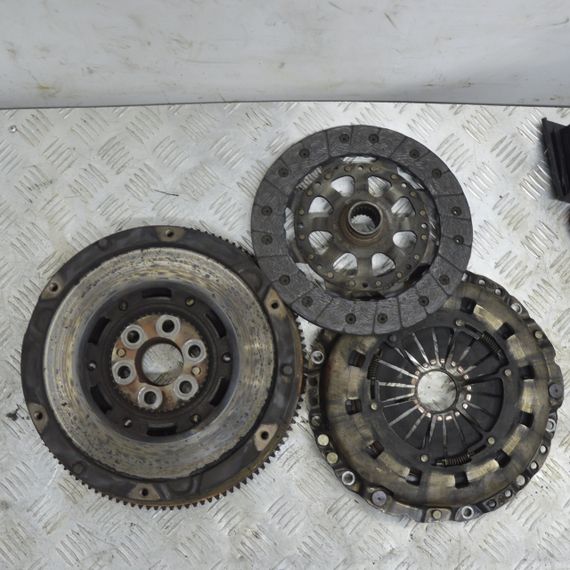 Комплект зчеплення BMW 3 E46 16i 318i Маховик двигуна БМВ 3 е46 21207512693 | Зображення 2