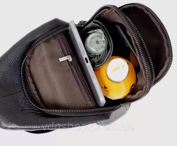 Чоловічий слінг через плече 18х32х7, шкіряна бананка нагрудна, сумка рюкзак Tiding Bag 33737 чорна | Зображення 5