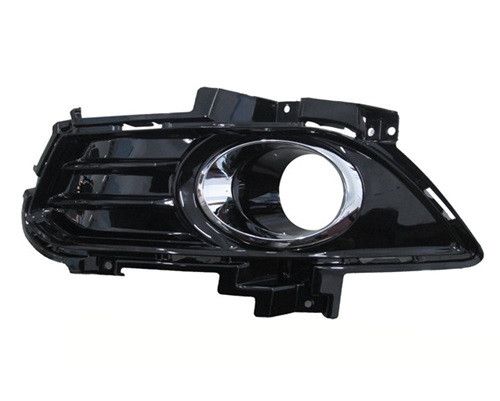 Решетка противотуманной фары Ford Mondeo V '14-17 в бампере левая (FPS) DS7Z17B814AB