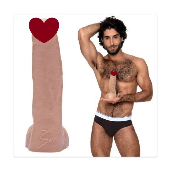 Фалоімітатор з мошонкою та закритою головкою реалістичний Fleshjack Boys-Diego Sans Dildo, тілесний sexstyle