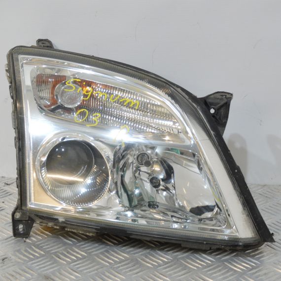 Фара права Opel Signum 2003-2008 Фара передня права Опель Сігнум 15588800
