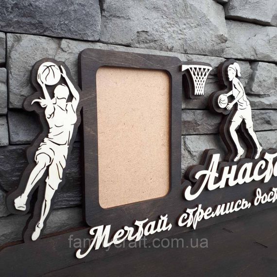 Медальниця з фоторамкою і полицею для кубків Дерев'яний тримач для медалей Органайзер для нагород Баскетбол тримач для медалей | Зображення 2