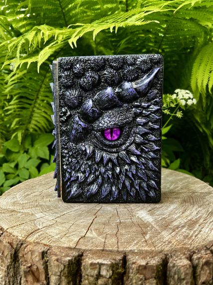 Блокнот “Драконів Око” — фентезійний записник A5 із 3D обкладинкою (7 кольорів)