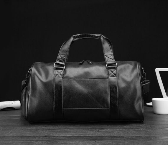 Дорожня сумка велика з екошкіри містка спортивна чорна з відділом для взуття | Зображення 3