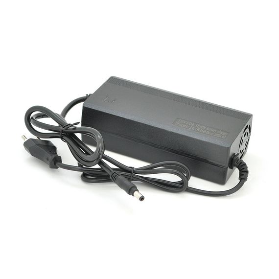 Зарядний пристрій акумуляторів LiFePO4 12V (14.6V), 4S, 10A, штекер 5,5х2,5мм