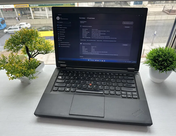 Ноутбук Lenovo T440P 14.1" HD i5 Nvidia 720 M 2 Gb Video  Б/У | Зображення 2