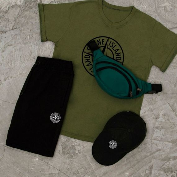 Костюм футболка + шорти + кепка та бананка Stone island колір олива/чорний | Зображення 1