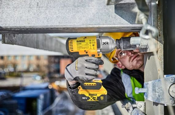 Гайкокрут ударний акумуляторний DeWalt з АКБ та ЗП DCF900P2T | Зображення 7