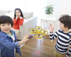 Квадрокоптер Tracker с управлением от руки жестам, LED подсветка