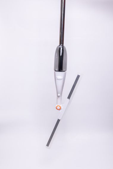 Швабра-скребок з розпилювачем та довгою металевою ручкою для миття твердих поверхонь у будинку та офісі HP-35015-23 | Зображення 2