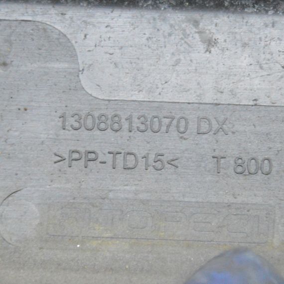 Накладка передніх правих дверей Fiat Fiorino 2007-2016 Молдинг дверей передній правий Фіат Фіоріно 1308813070 | Зображення 4