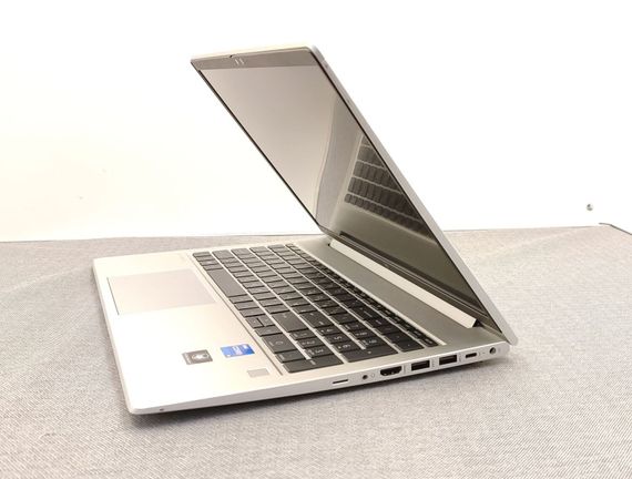 Ультрабук HP EliteBook 650 G9 / 15.6" (1920x1080) IPS / Intel Core i5-1235U (10 (12) ядер 3.3 - 4.4 GHz) / 16 GB DDR4 / 512 GB SSD M.2 / Intel Iris Xe Graphics / WebCam б/у | Зображення 4