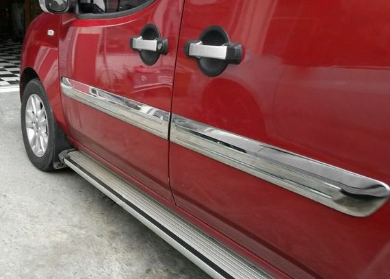 Молдинг дверний Широка модель (4 шт, нерж) Carmos - Турецька сталь для Fiat Doblo II 2005-2010 рр