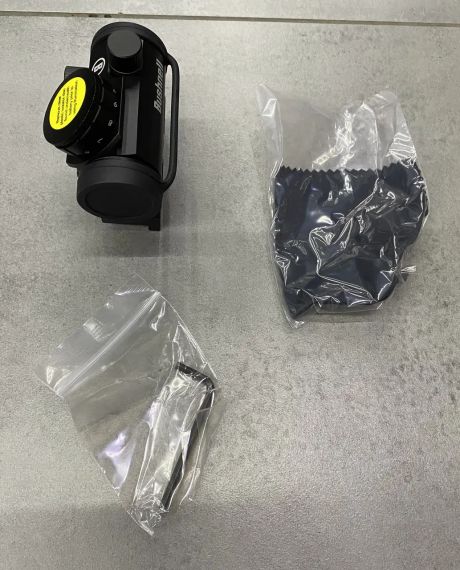 Коллиматорный прицел Bushnell AR Optics TRS-25 HIRISE 3 закрытого типа с красной точкой | Зображення 4