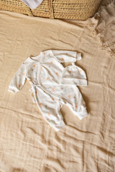 Комплект одягу ромпер кімоно + шапочка принт Птички від народження до 6 міс 62