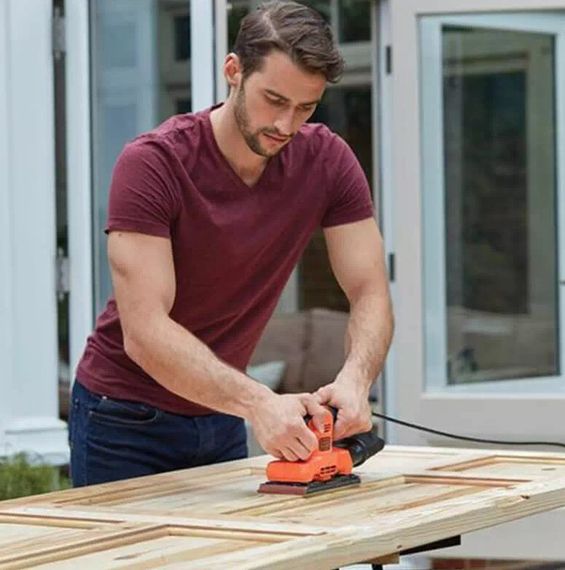 Вібраційна шліфувальна машина Black&Decker BEW220 | Зображення 1