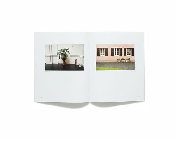 Книга про мистецтво фотографії Луїджі Гіррі Luigi Ghirri: Kodachrome подарункові книги для фотографів | Зображення 1