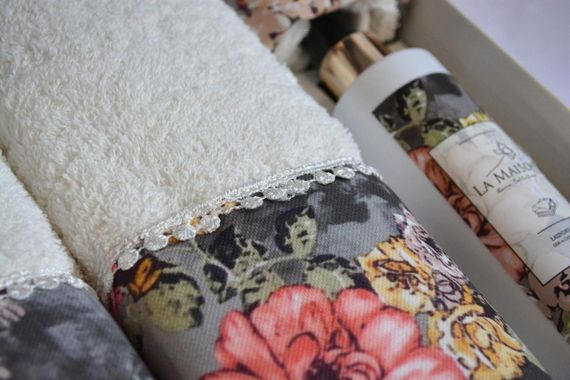 Подарунковий набір рушників La Maison, 3 шт. з ароматом Etel | Зображення 4