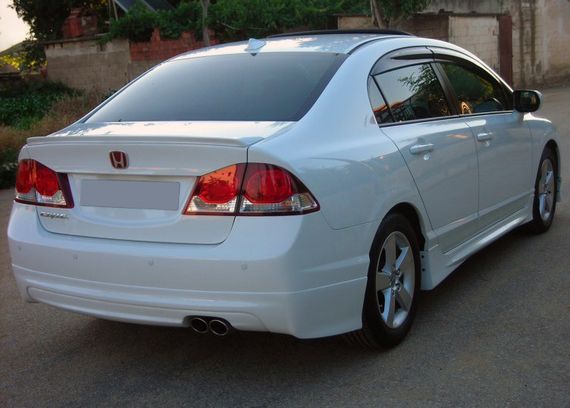 Спойлер Калин (під фарбування) для Honda Civic Sedan VIII 2006-2011рр.