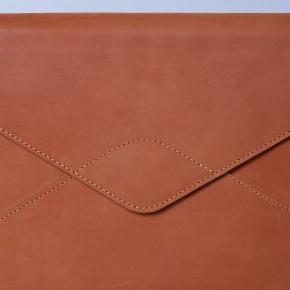 Чохол для ноутбука вінтажний Incarne Message MacBook Pro 16" 2019-2025 message-cognac-vintage-pro-16 коньяк | Зображення 1