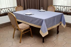 Скатертина Kayra "Carmen" тафта з шеніловим кантом 165×300 см Блакитна