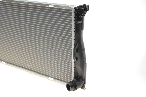 Радіатор охолодження BMW 1 E81 E87 3 E90-E93 X1 E84 2.0 3.0 05-11 N47 N57 N55  06002293 | Зображення 9