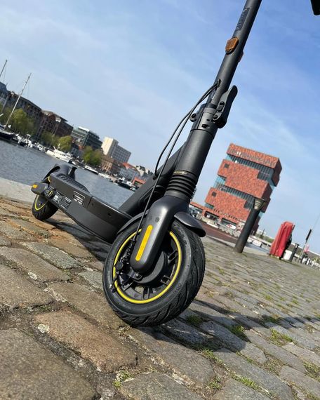 Електро Самокат MAX-G30 XPRO 350 Вт, до 30 км ходу (44603-MAX-G30_15192) | Зображення 4