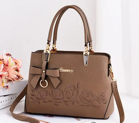 Сумка жіноча класична через плече стильна з вишивкою Бежева (440)