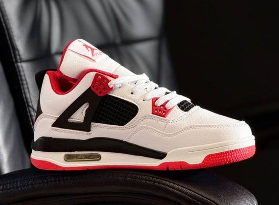 Кроссовки женские Nike Air Jordan. Производство Вьетнам ( 39,40 размер ) | Зображення 1