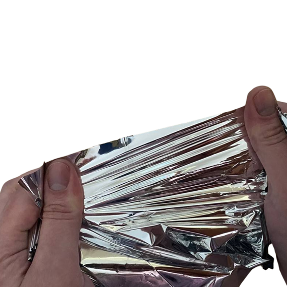 Термоковдра з фольги KOMBAT UK Emergency Foil Blanket | Зображення 4