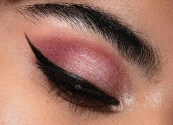Підводка для очей Ciate London FIERCE FLICKS LIQUID LINER | Зображення 1