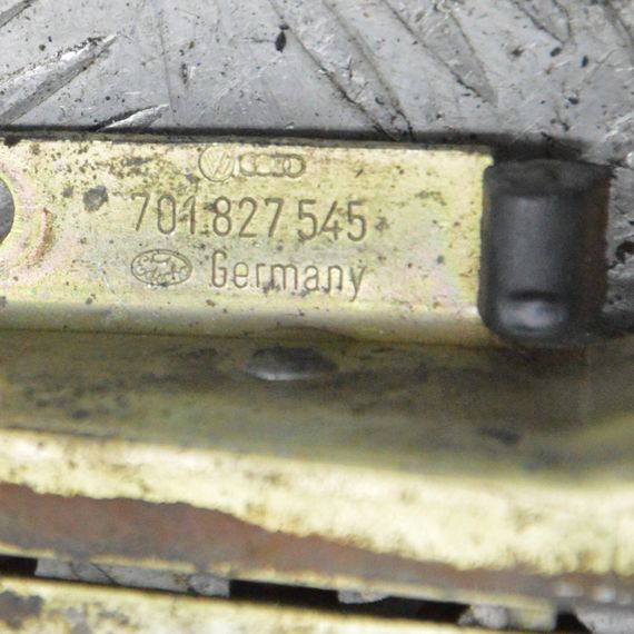 Обмежувач задніх дверей Volkswagen Transporter T4 1990-2003 Обмежувач дверей Фольксваген т4 701827545 | Зображення 3