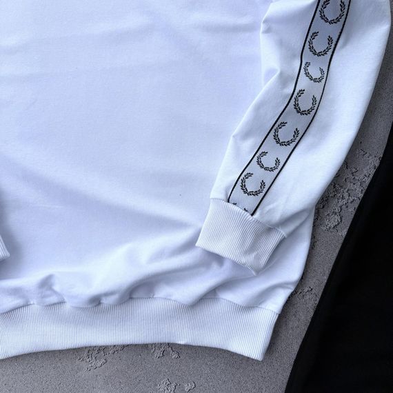 Костюм Fred Perry світшот білий чорні штани  + 2 пари шкарпеток у подарунок | Зображення 2