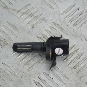 Датчик температури Volkswagen Golf V Passat B6 Датчик температури повітря Фольксваген Гольф 5 068905379D